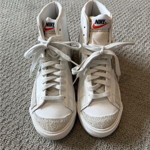 Nike Women’s Blazer Mid 77 High-Top Sneakers